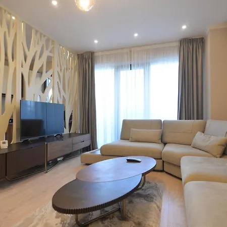 Luxury Mamaia
